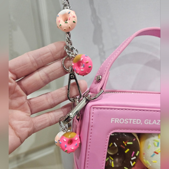 Dolls Kill Sugar Thrillz Donut Looking Like A Snack Crossbody Bag Pink Purse 💗 - Picture 14 of 16